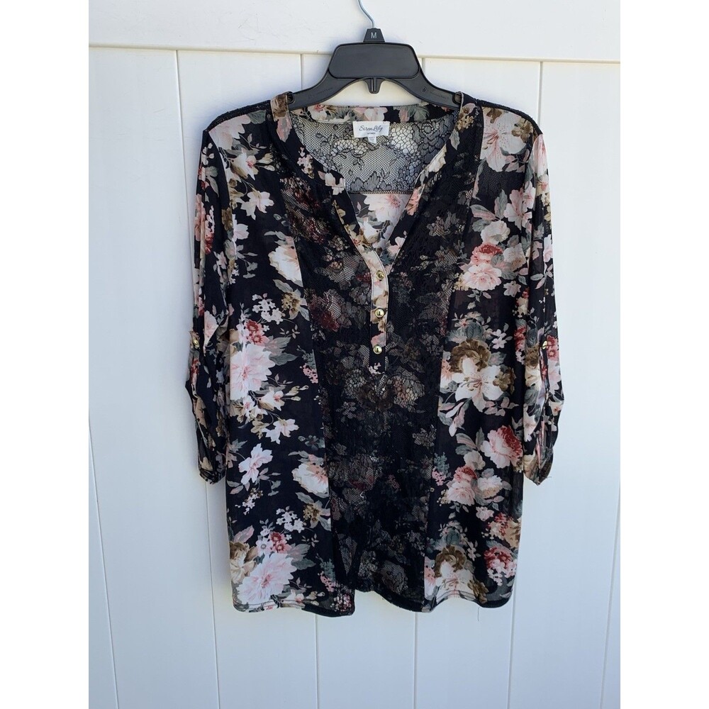 Siren Lily Black Top Women's 1X Floral Lace Roll Tab Sleeve